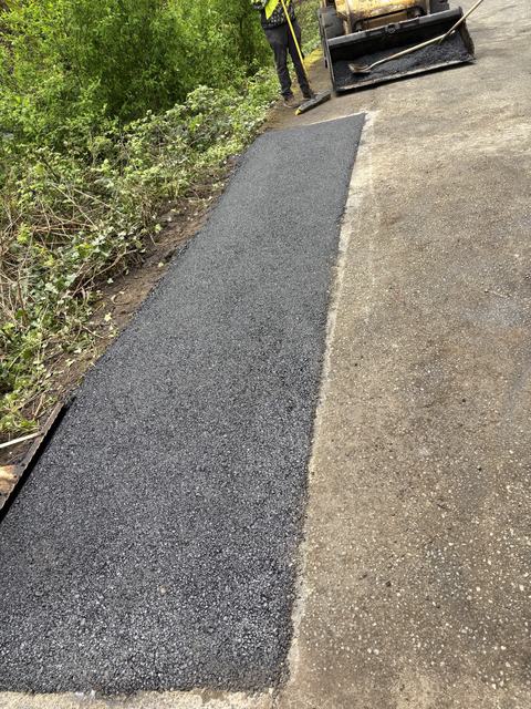 Manufactured home community in Bremerton, WA: asphalt patching (photo 1)