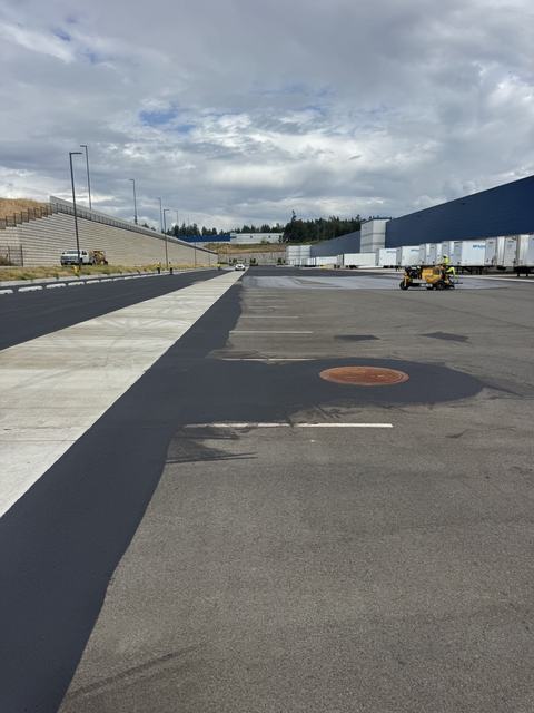 Industrial campus in Milton, WA: sealcoat and restriping (photo 3)