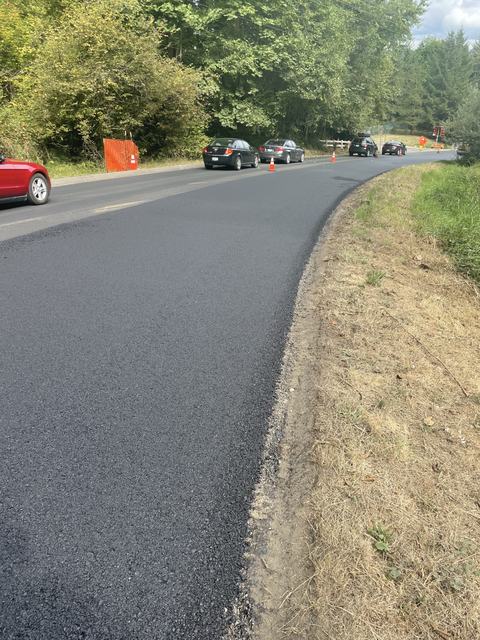 City streets in Woodinville, WA: overlay (photo 1)