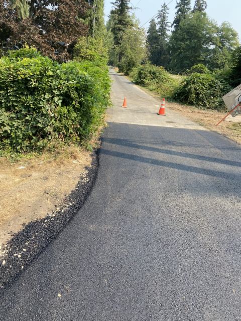 City streets in Woodinville, WA: water main trench restoration (photo 2)